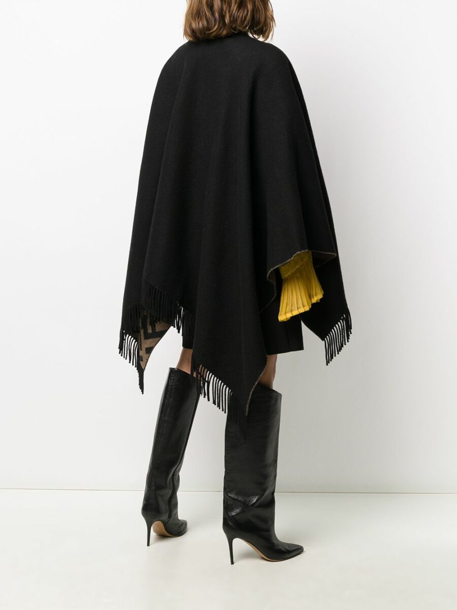 <strong>Fendi </strong><br>Poncho Con Peneri Ws E Lana - immagine 4