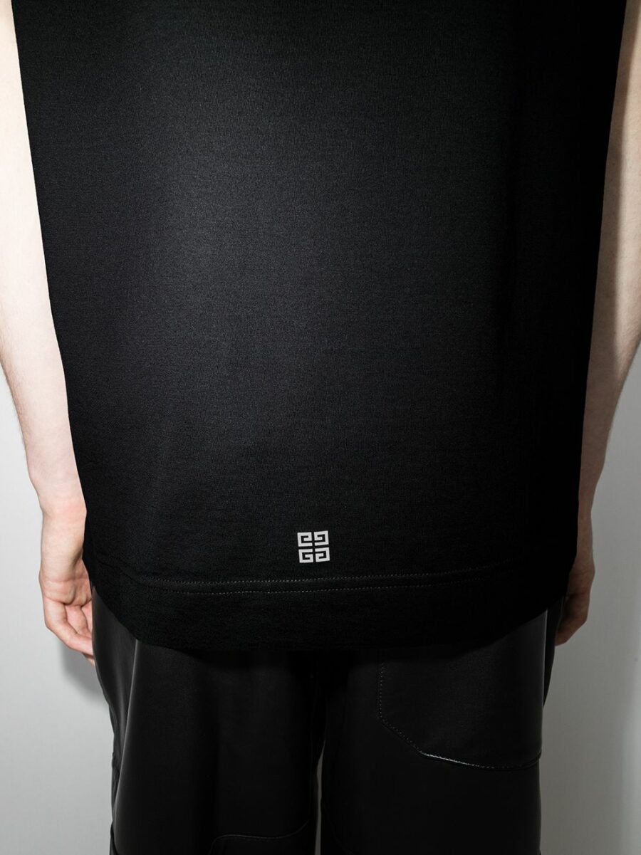 <strong>Givenchy </strong><br>T-Shirt - Image 6