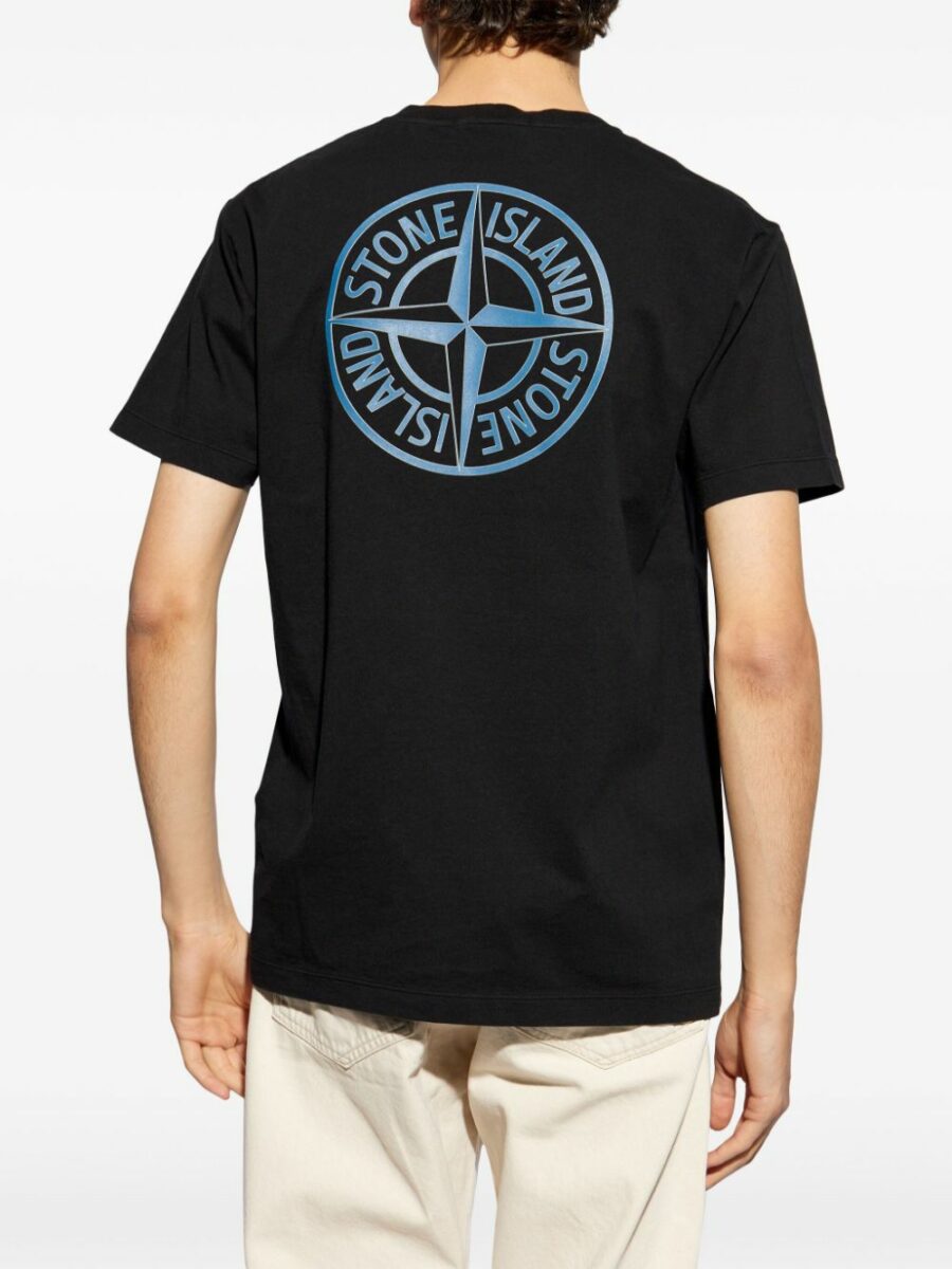 <strong>Stone Island </strong><br>T-Shirt - immagine 4